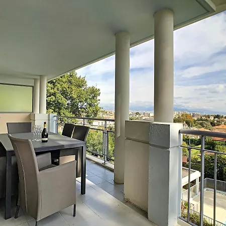 Mas Des Oliviers Antibes